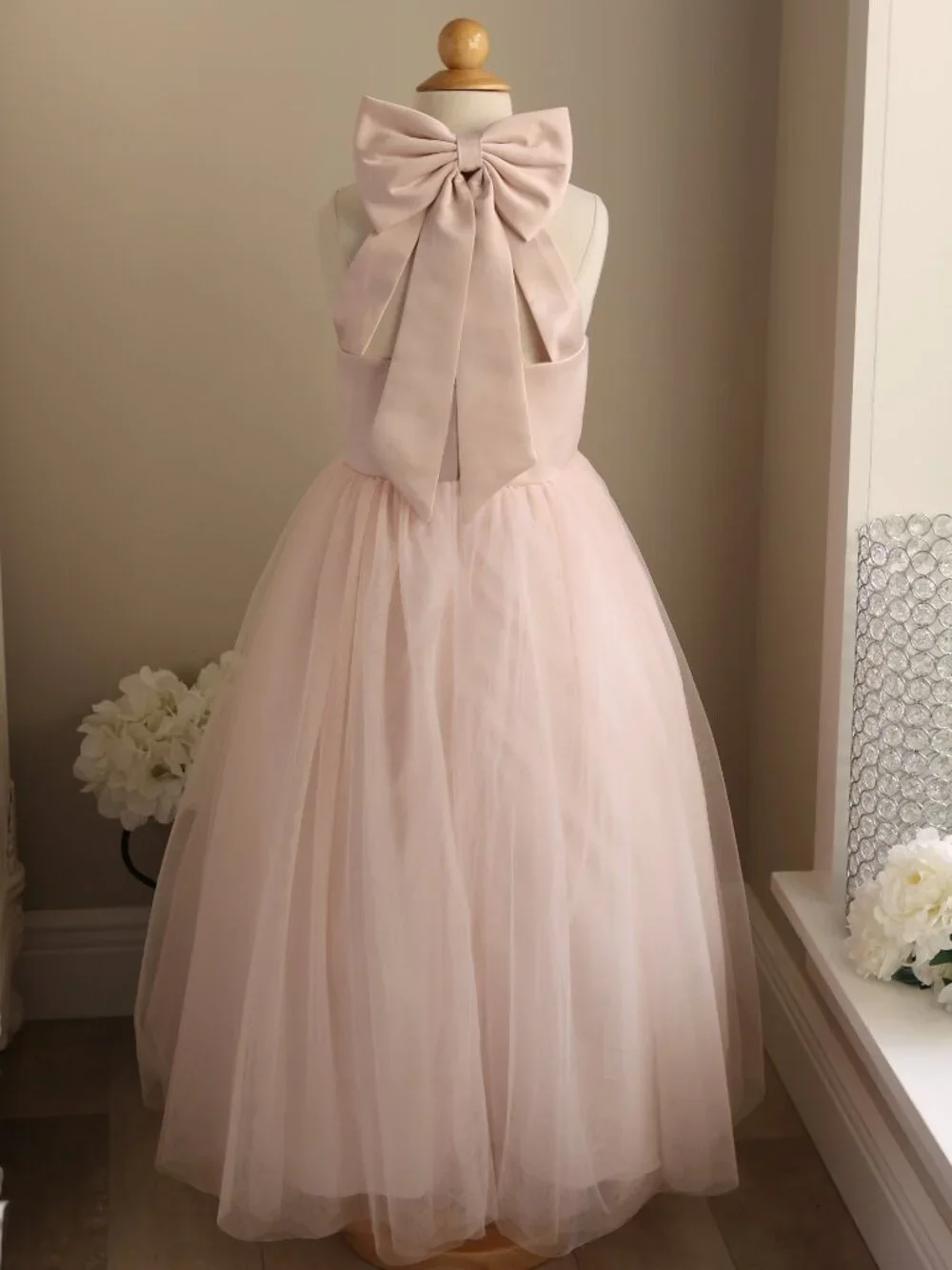 Pink Flower Girl Dress Satin Matte and Tulle Halter/Bow Neck size 8 NWT